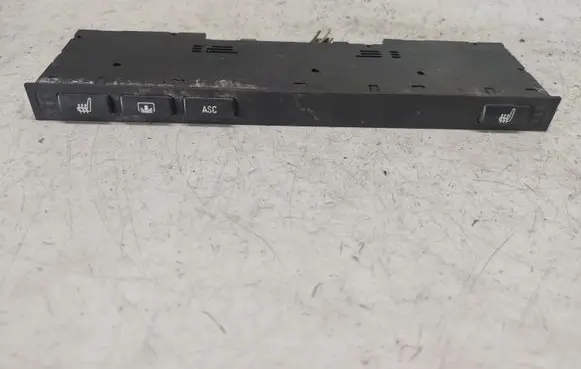 BMW 5 E39 Seat heating switch 61318373718