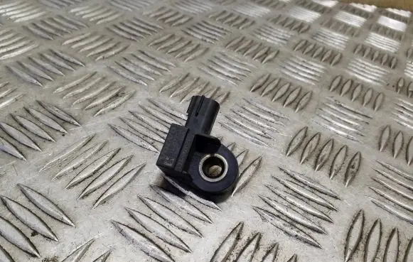 Volvo V40 Airbag deployment crash/impact sensor 31387313