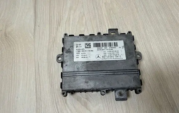 Mercedes-Benz GLK (X204) Xenon control unit/module 6506111699C A2048708326 A2048201085
