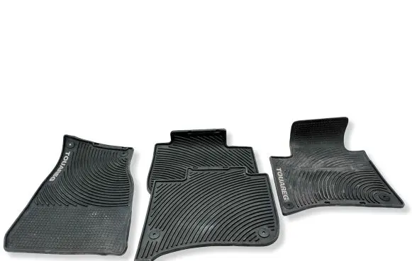 Volkswagen Touareg II Car floor mat set 7P1061550041
