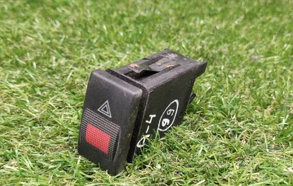 Audi A4 S4 B5 8D Hazard light switch 8D0941509