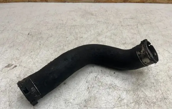 BMW 5 F10 F11 Intercooler hose/pipe