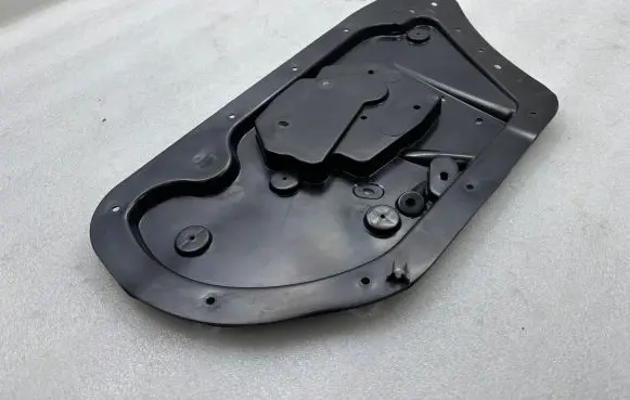 Other rear door trim element