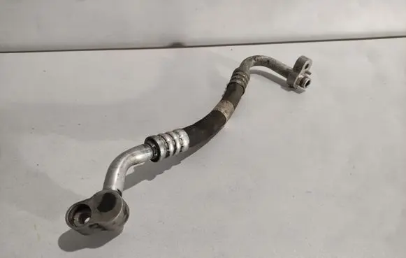 Porsche Macan (95B) Air conditioning (A/C) pipe/hose 95B260701E T95B002