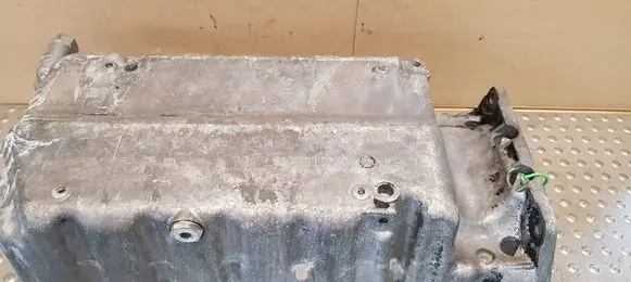 Oil sump