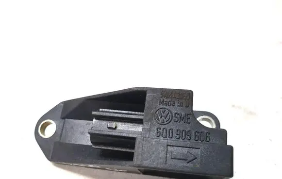 Volkswagen Caddy Airbag deployment crash/impact sensor 6Q0909606
