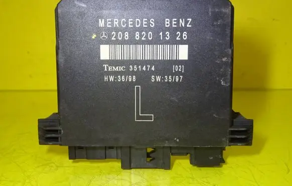 Mercedes-Benz E W210 Door control unit/module 2088201326