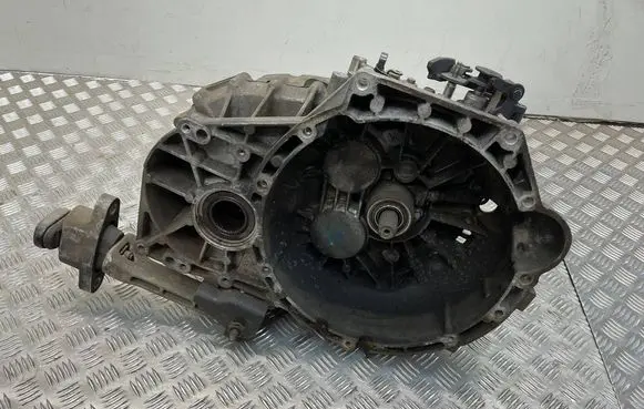 KIA Sorento Manual 6 speed gearbox 430003B070 WRM4