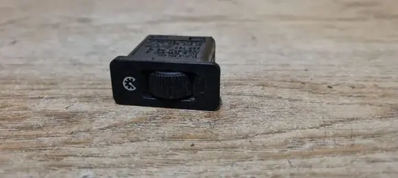 BMW 5 E39 Panel lighting control switch 61318360461
