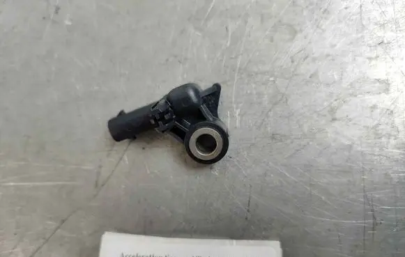 Mercedes-Benz CLA C118 X118 Airbag deployment crash/impact sensor a1679050700