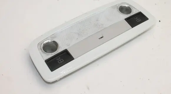 Mercedes-Benz CLA C117 X117 W117 Front seat light