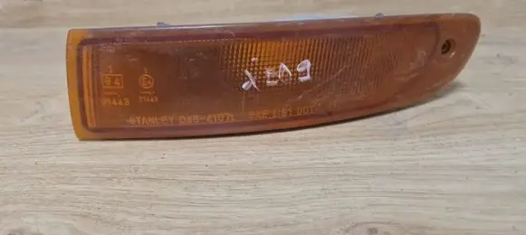 Mazda Xedos 9 Front indicator light 0454107L