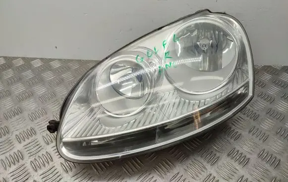 Volkswagen Golf V Headlight/headlamp