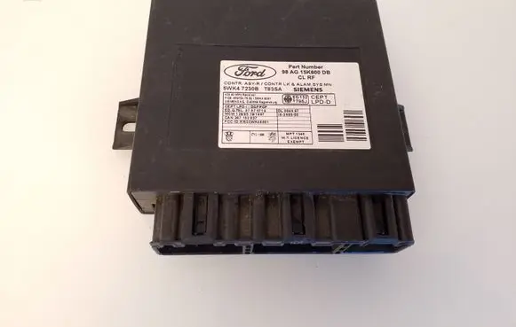 Ford Focus Comfort/convenience module 98AG15K600DB