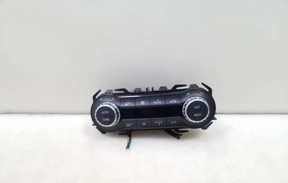 Mercedes-Benz CLA C117 X117 W117 Air conditioner control unit module A2469001908
