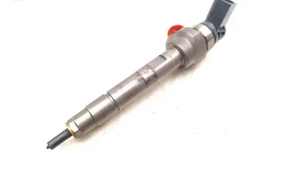 BMW X3 E83 Fuel injector 7810702 0445110382