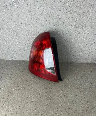 Hyundai Accent Rear/tail lights