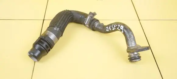 Volvo V60 Engine coolant pipe/hose D5204T3