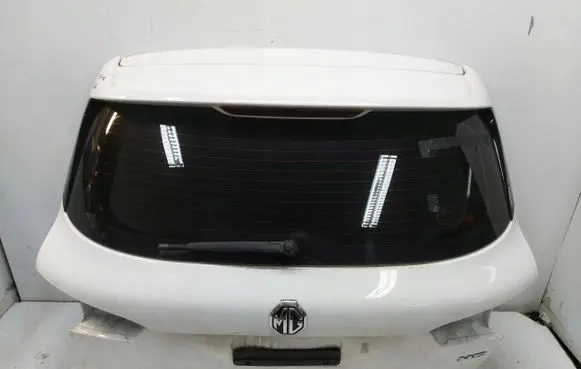 MG HS Opening tailgate glass 