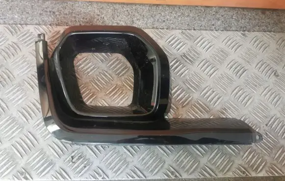 Mini One - Cooper F56 F55 Front fog light trim/grill 9450572