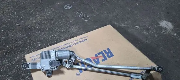 Porsche Panamera (970) Front wiper linkage and motor 97062410502 970628035 414127204