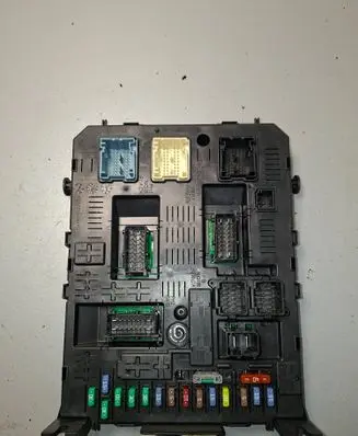 Citroen C4 II Picasso Comfort/convenience module 966689538002 212453302 20977771