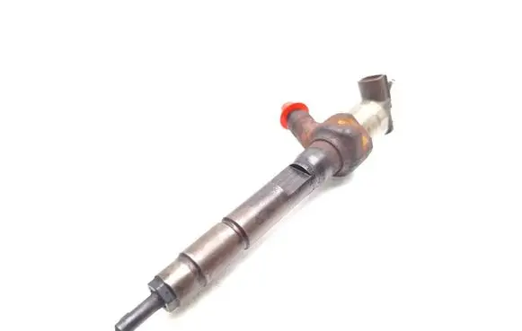 Mazda 6 Fuel injector R2AA13H50 R2AA-13H50