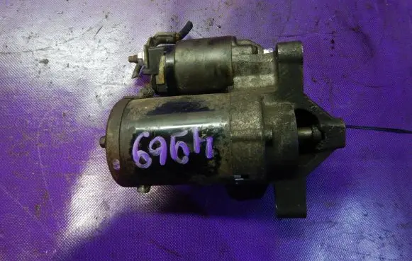 Peugeot 206 Starter motor M000T45071ZT