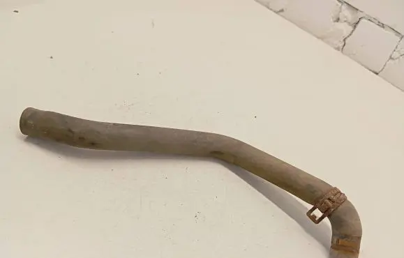 Volkswagen Transporter - Caravelle T4 Engine coolant pipe/hose 701819373A
