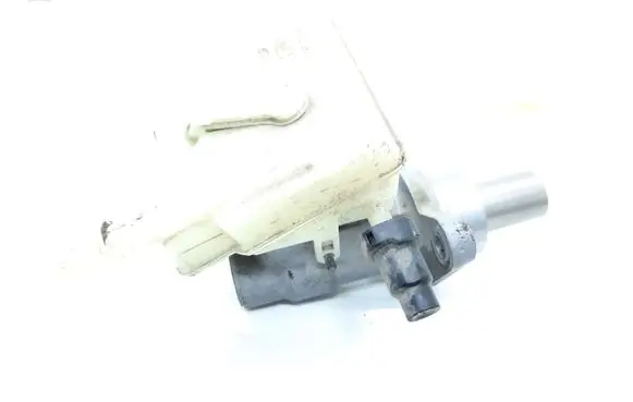 Ford Kuga II Master brake cylinder