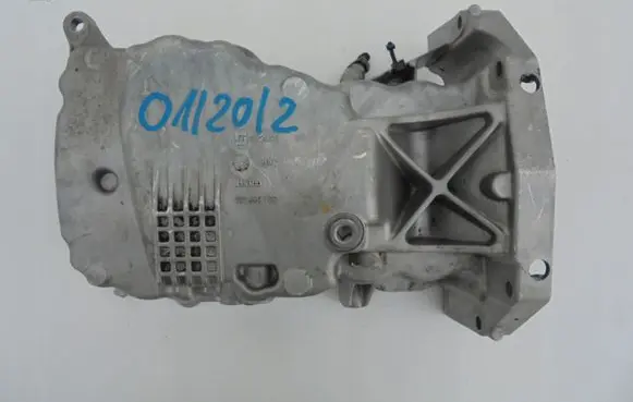 Nissan Juke I F15 Oil sump 111105878R