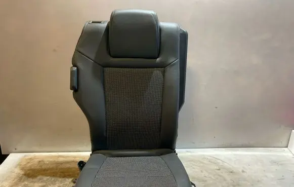 Opel Zafira B Third row seats 90588992