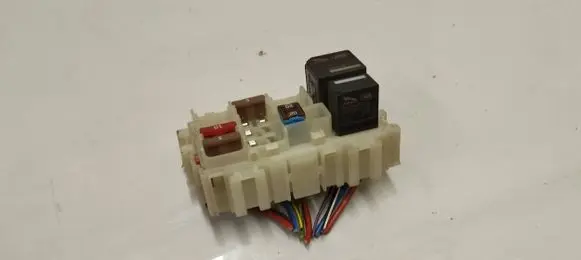 Land Rover Discovery Sport Fuse module 6G9T14K131BB