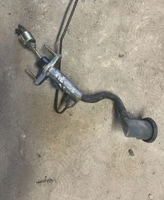 Toyota Avensis T220 Clutch master cylinder 