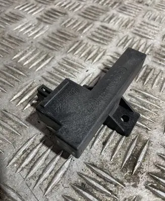 Audi A4 S4 B8 8K Keyless (KESSY) go control unit/module 8K0907247