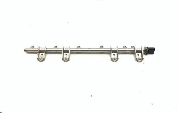 BMW 5 F10 F11 Fuel main line pipe 7576779