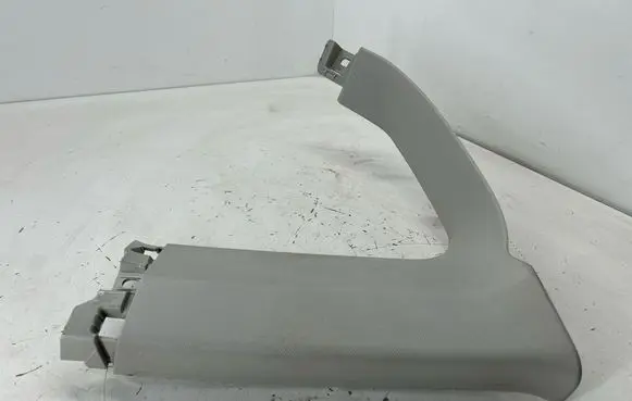 Subaru Forester SK (C) pillar trim B0001A7C