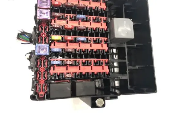 Ford Fiesta Fuse box set BA6T-14A005-AFB