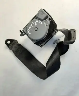 Renault Captur Rear seatbelt 307797099JN7