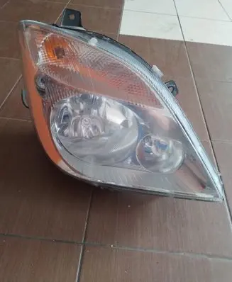 Mercedes-Benz Sprinter W906 Headlight/headlamp