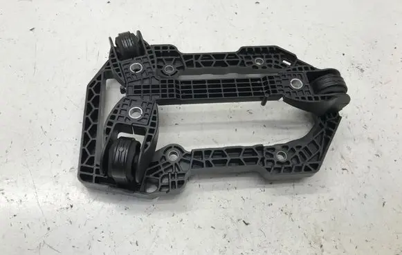 Skoda Elroq A/C compressor mount bracket 1EA816579B 1EA820034B