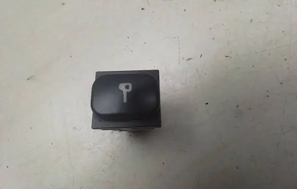 Central locking switch button