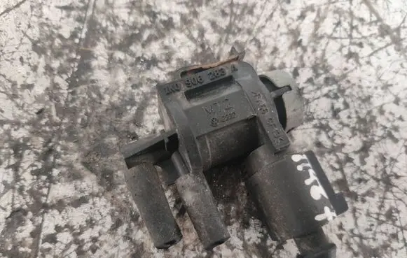 Audi A5 8T 8F Turbo solenoid valve 1K0906283A