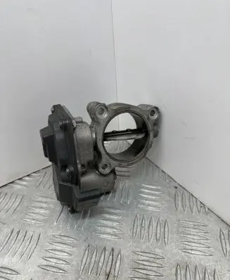 BMW 5 F10 F11 Engine shut-off valve 10378517 7810752 05208