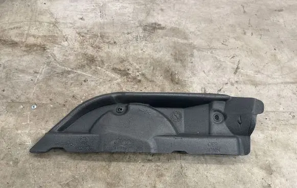 Audi A3 S3 8V Other engine bay part 8V1819593