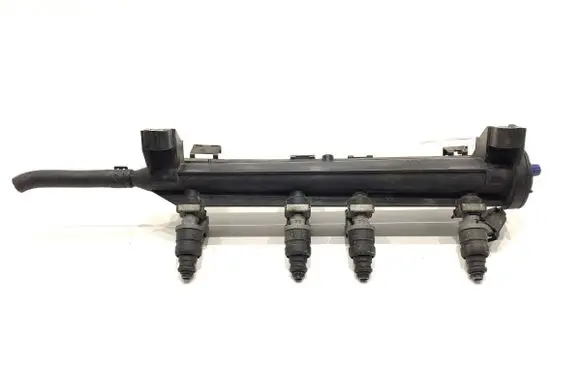 Seat Altea Fuel main line pipe 06A133317AC