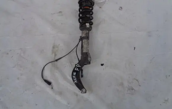 BMW X6 F16 Front shock absorber with coil spring 6875084