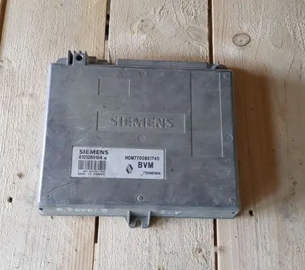 Renault Espace III Engine control unit/module 7700851740