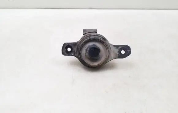 Subaru Outback Engine mount bracket 41022AG121
