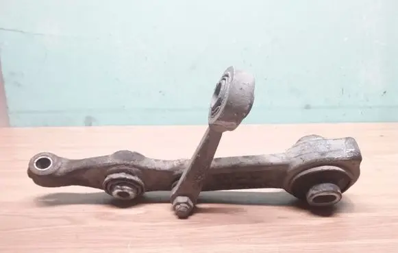 Mercedes-Benz E W211 Front lower control arm/wishbone